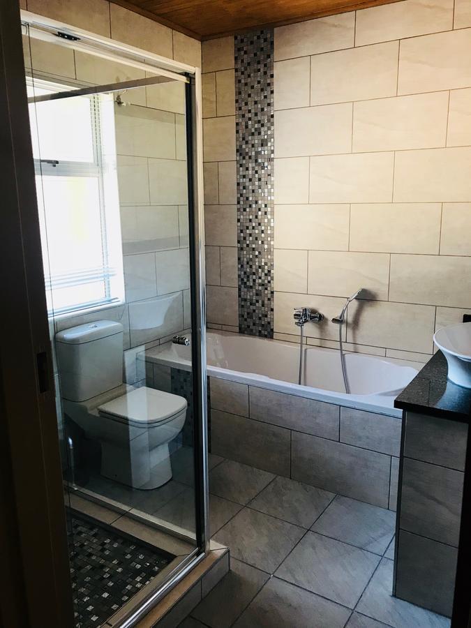 Afton Safari Lodge Kempton Park Esterno foto
